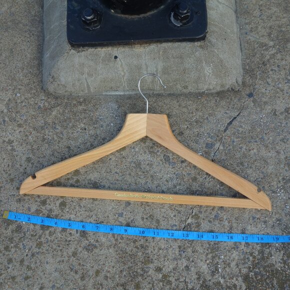 Vintage Canadian Pacific Hotels & Resorts Wood Hanger - Picture 6 of 13